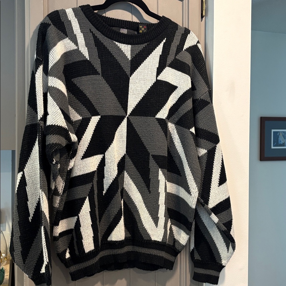Jonathan Bryan Vintage Sweater, size XL, cool snowflake pattern, 100% acrylic
